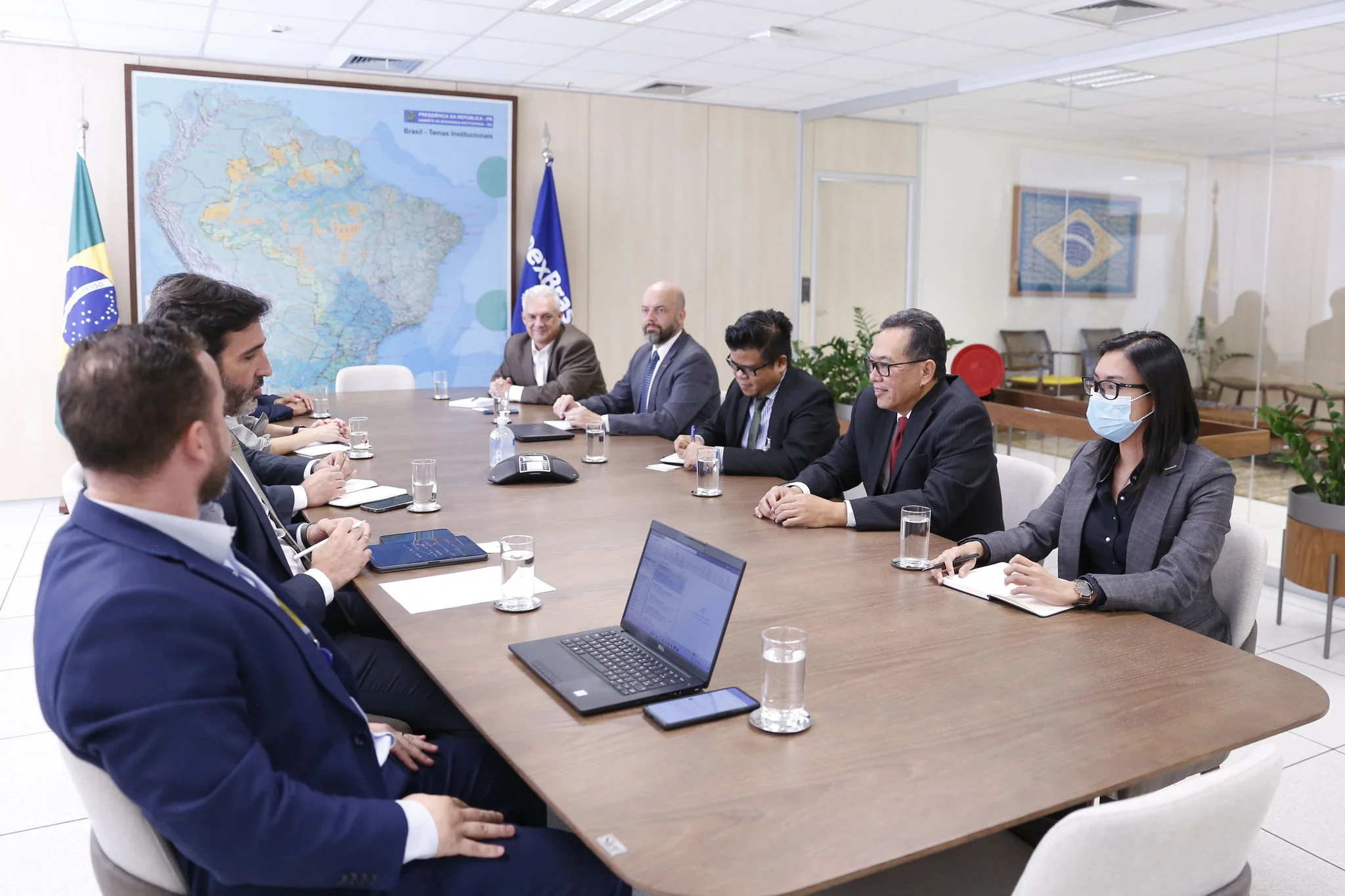 Brasil e Indonésia estreitam laços para aumentar fluxo comercial entre os dois países
