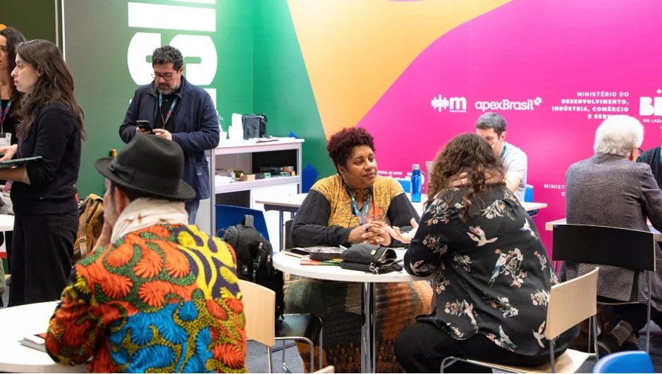 Agentes brasileiros vão à WOMEX 2026 negociar o futuro da música do Brasil