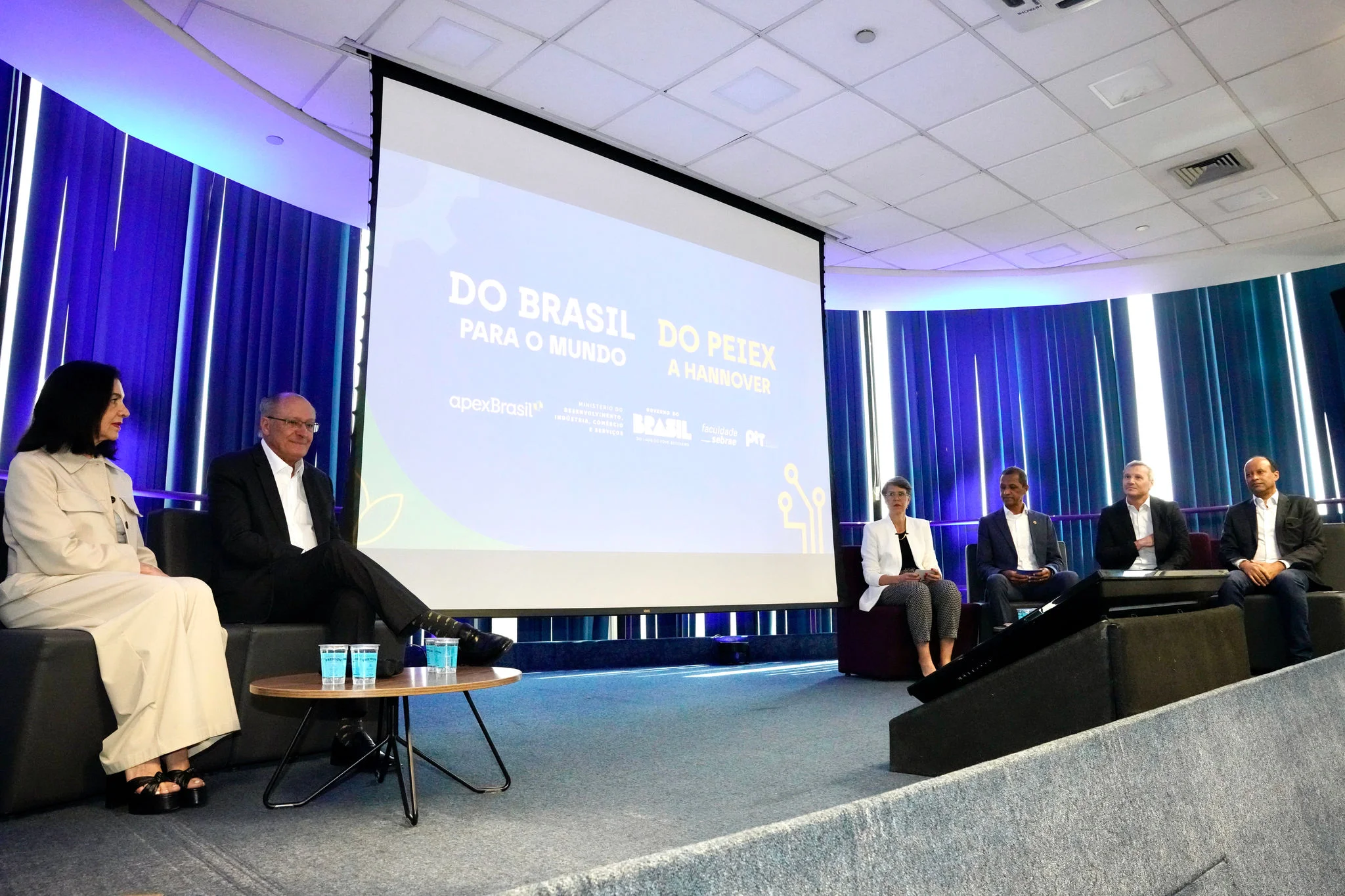 ApexBrasil promove evento “Do Brasil para o mundo: do PEIEX a Hannover”, em São José dos Campos e lança núcleo do PEIEX na cidade 