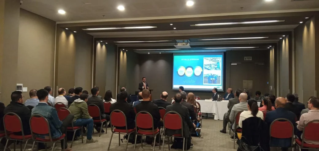 Na Colômbia, ABPA, ApexBrasil, MAPA, MRE e Embaixada Brasileira promovem seminário sobre parcerias e complementariedade