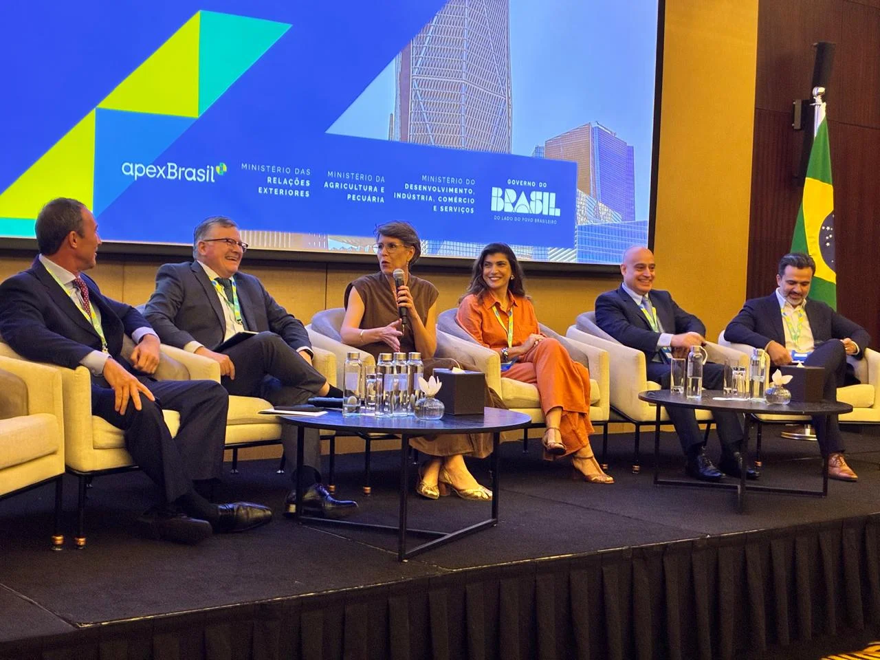 ApexBrasil abre 10ª edição do Encontro de SECOMs, SECTECs e Adidos Agrícolas em Dubai 
