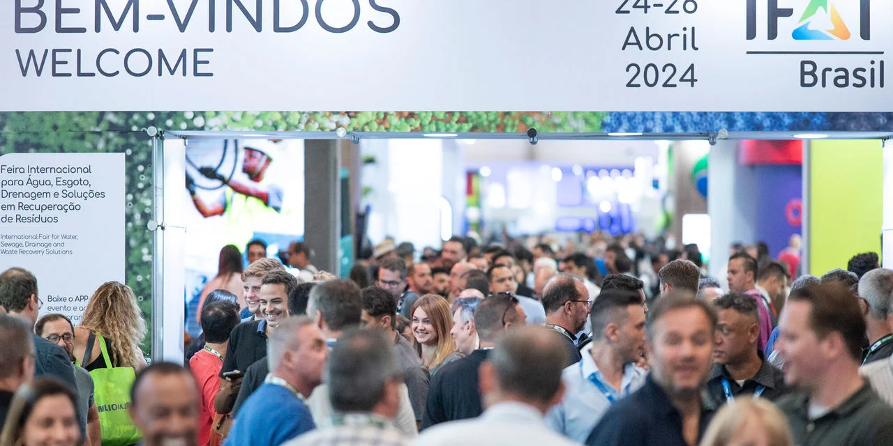ApexBrasil lidera delegação brasileira em evento referência em água, esgoto, drenagem e recuperação de resíduos