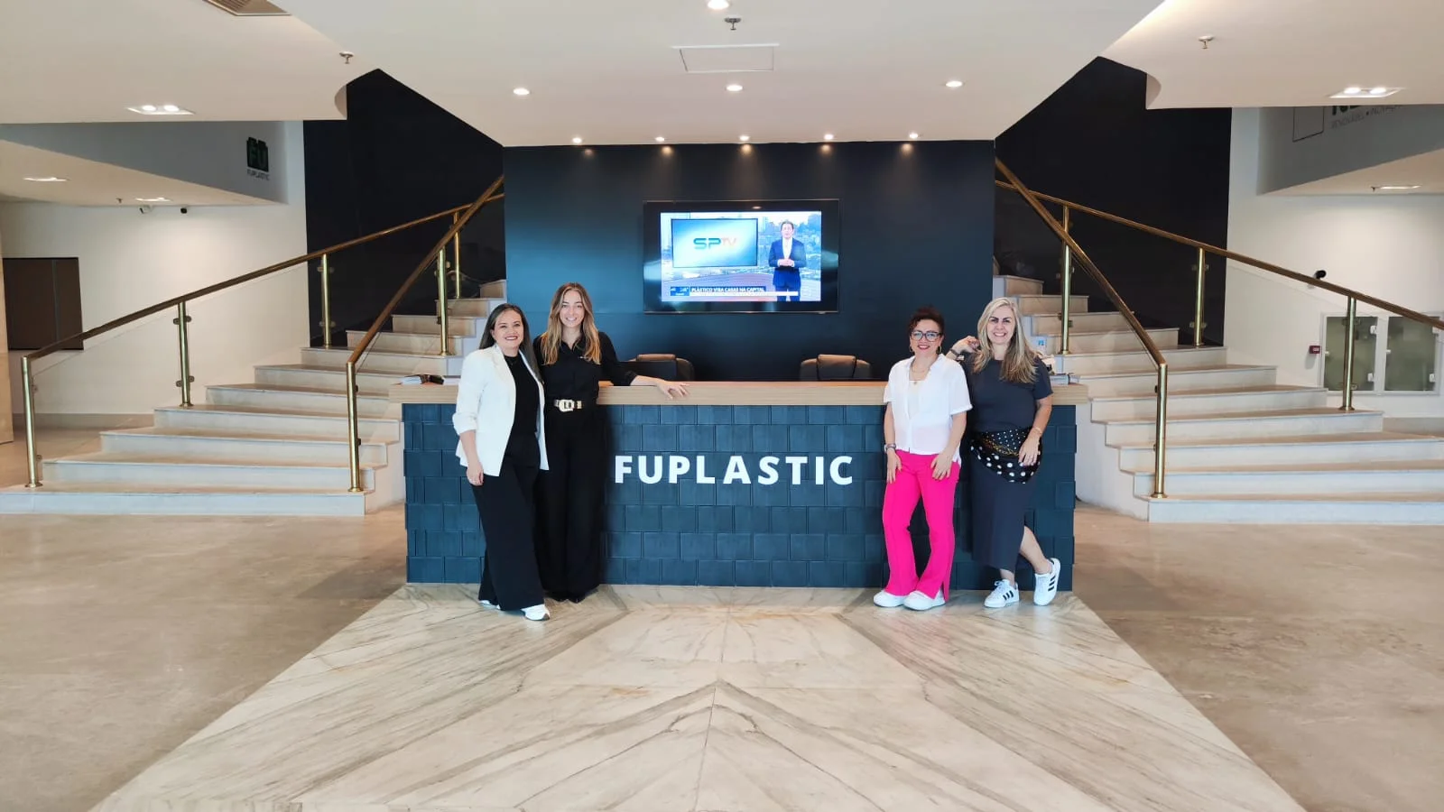 IV World Plastic Connection Summit® promove a imagem do setor de plásticos transformados com a presença de jornalistas internacionais