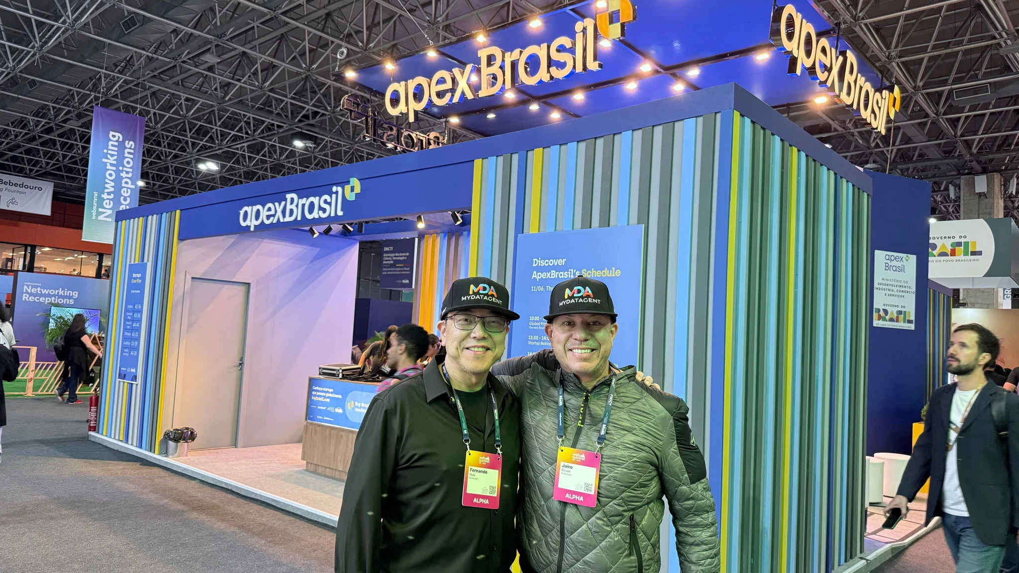 Startup brasileira aposta em IA com privacidade de dados e atrai atenção de investidores internacionais no Web Summit Rio