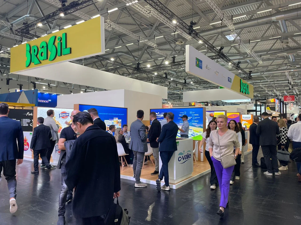 Com reabertura do mercado europeu, ABPA leva agroindústrias para uma das maiores feiras de alimentos do mundo