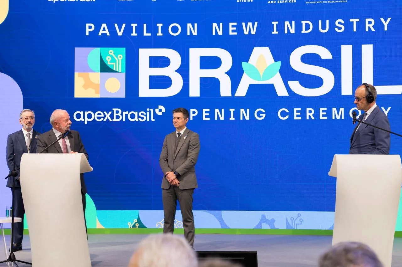 Lula inaugura pavilhão do Brasil na Hannover Messe ao lado de Friedrich Merz e projeta nova indústria brasileira 