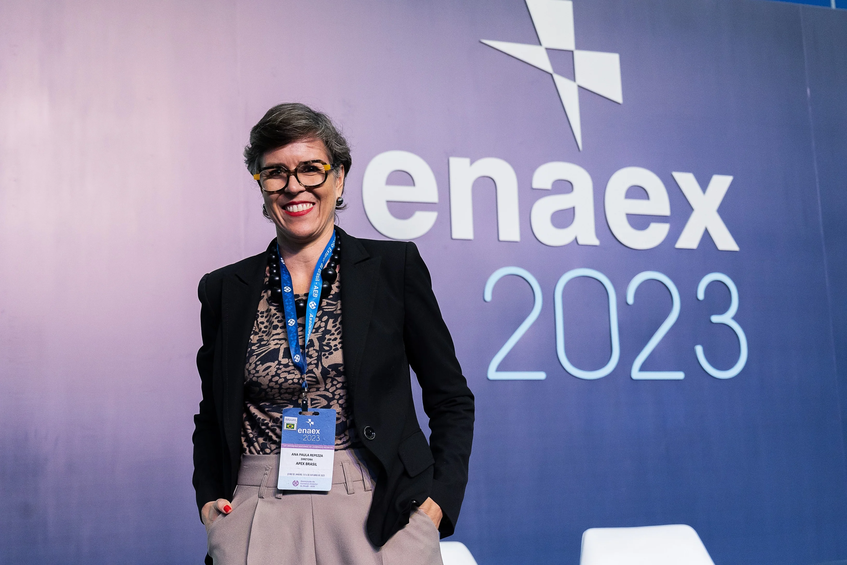 Diretora de negócios Ana Repezza apresenta novas diretrizes da ApexBrasil durante o Encontro Nacional de Comércio Exterior (ENAEX) 