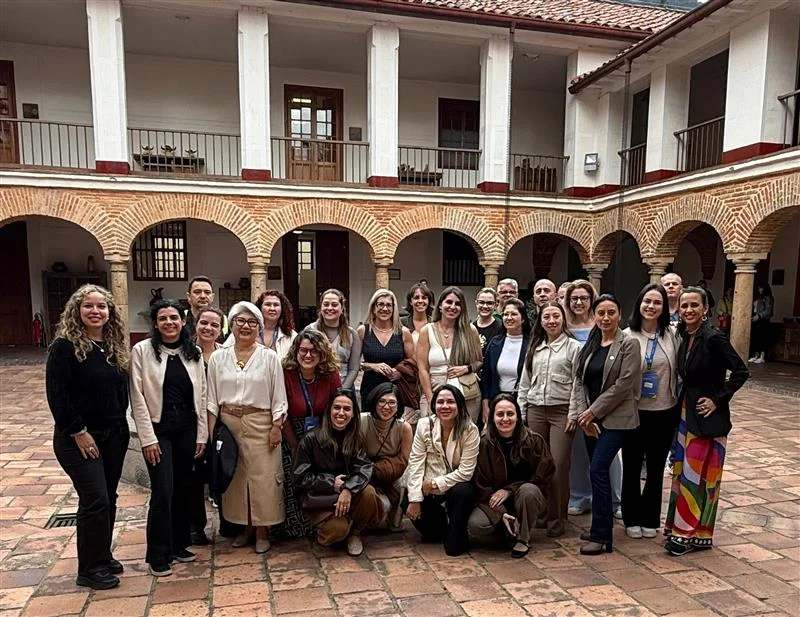 Jornada Exportadora fortalece presença brasileira de bijuterias e joias folheadas no Paraguai e na Colômbia