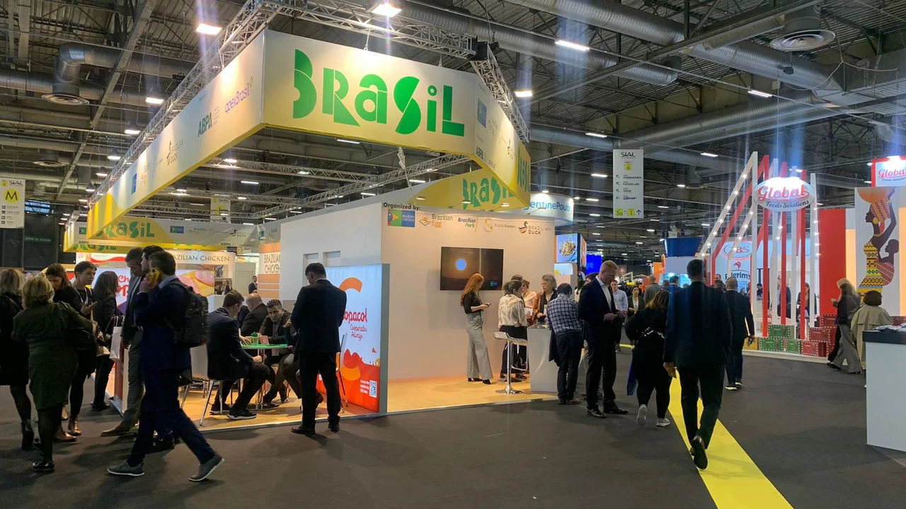 Setores avícola e suinícola projetam quase US$ 900 milhões após SIAL Paris