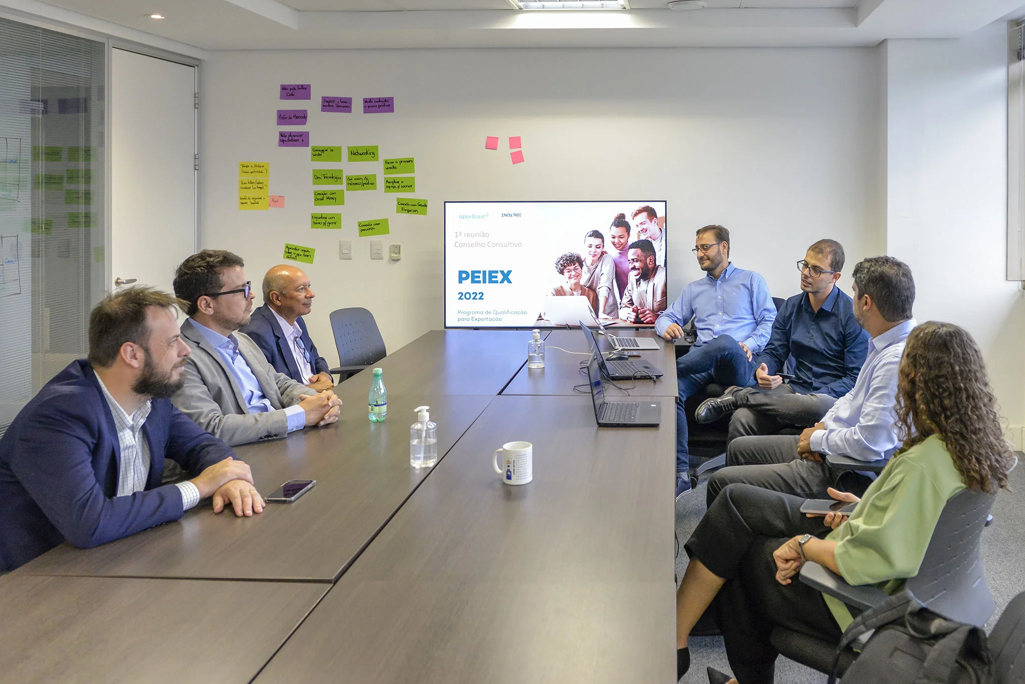 Tecnologia brasileira no exterior: ApexBrasil lança programa de internacionalização com foco em empresas de serviços e inovação em Santa Catarina  