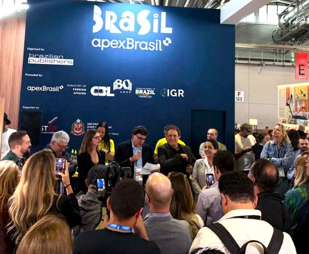 Participação brasileira na 78ª Feira do Livro de Frankfurt encerra com estande lotado e projeção de mais de US$ 8,1 milhões em negócios