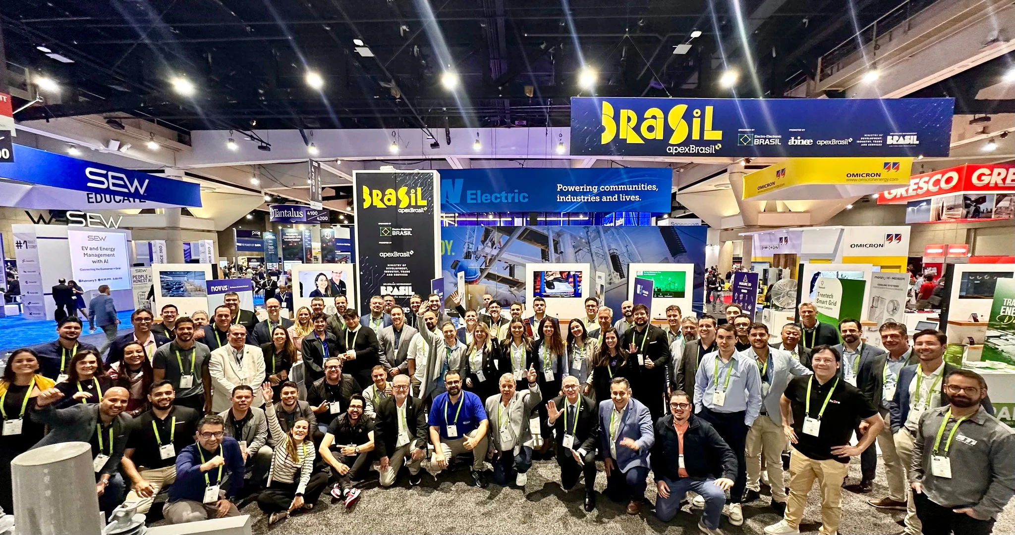 Associadas da Abinee celebram participação na DISTRIBUTECH 2026