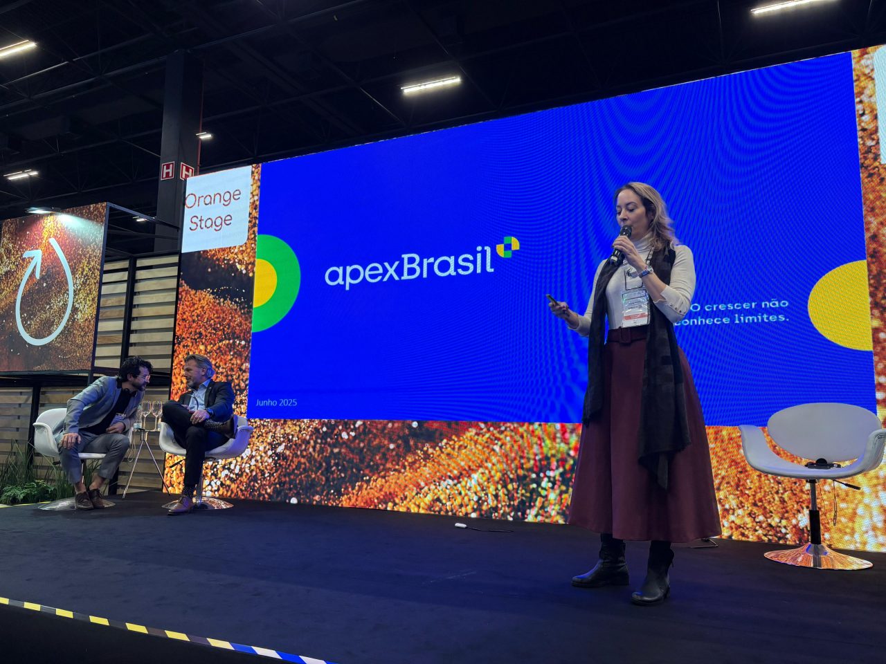 Helena Brandão no painel “Waste-to-Energy: Lições Globais e Oportunidades para o Brasil".