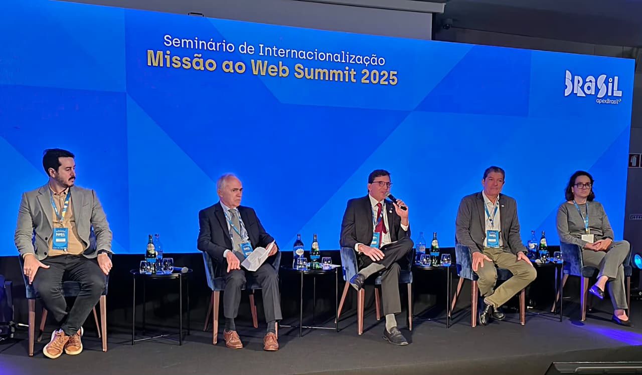 Seminário de Internacionalização durante o Web Summit Lisboa 2025.