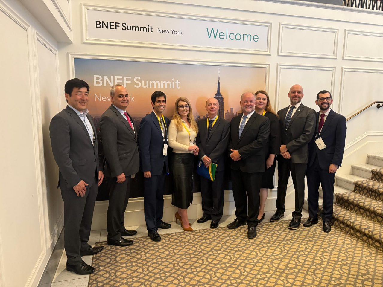 Delegação brasileira no BNEF Summit 2025 em Nova York