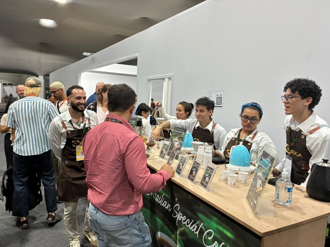 Ação de promoção cafés especiais compatíveis com a floresta na COP 30