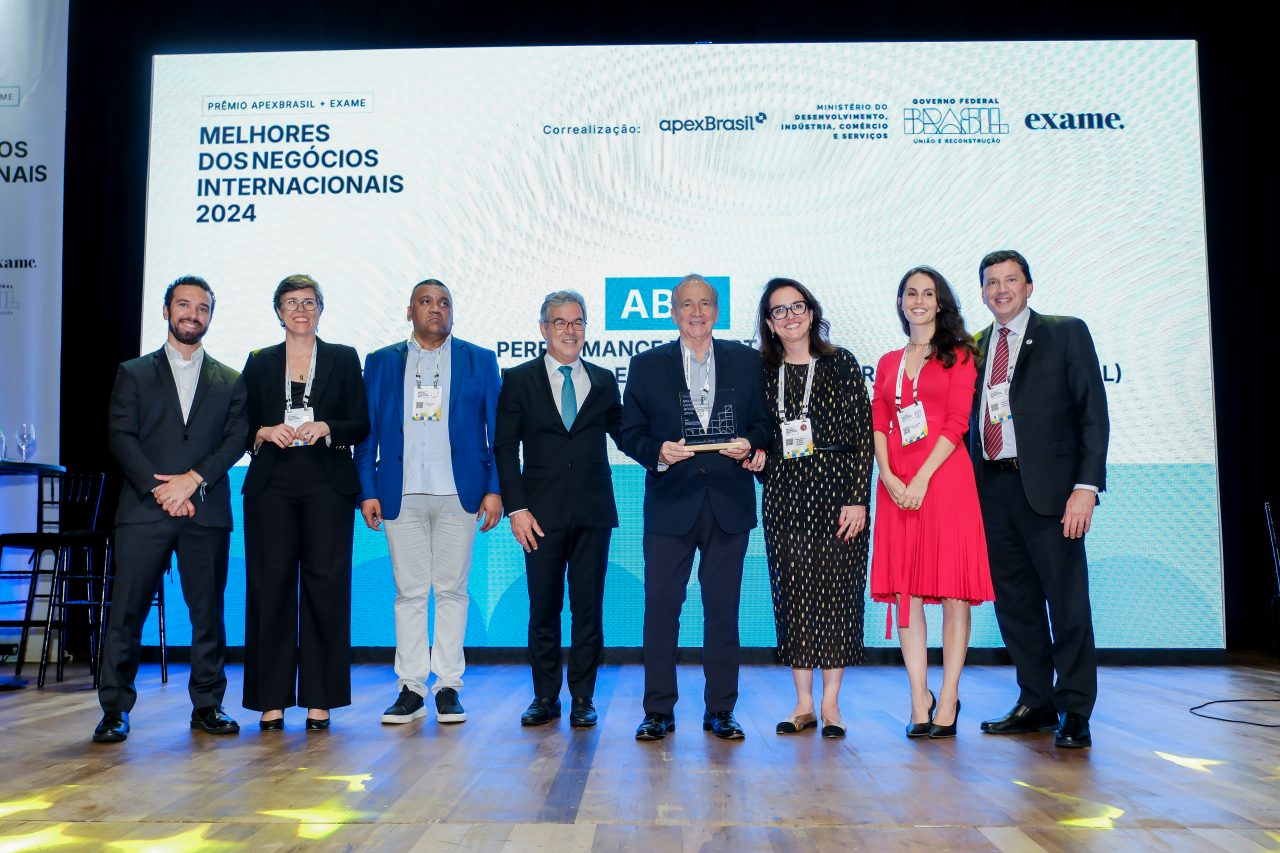 Inserção de Novas Empresas no Esforço Exportador: ABIT