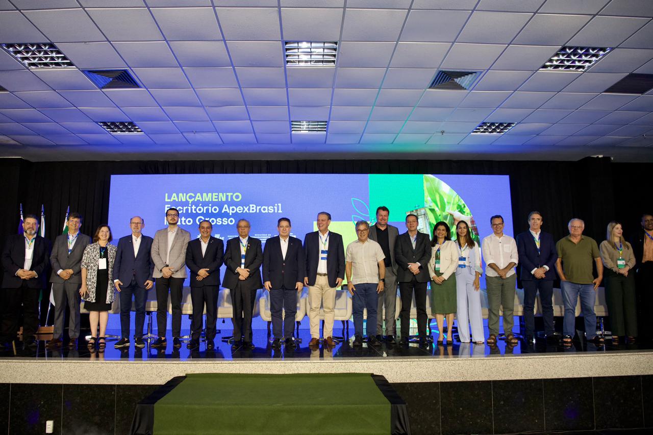Gigante do agro em exportações, Mato Grosso ganha escritório da ApexBrasil para impulsionar novos mercados e ampliar sua presença internacional