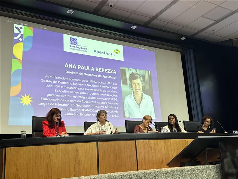 ApexBrasil destaca impacto da presença feminina nas exportações em seminário do Programa Pró-Equidade de Gênero e Raça