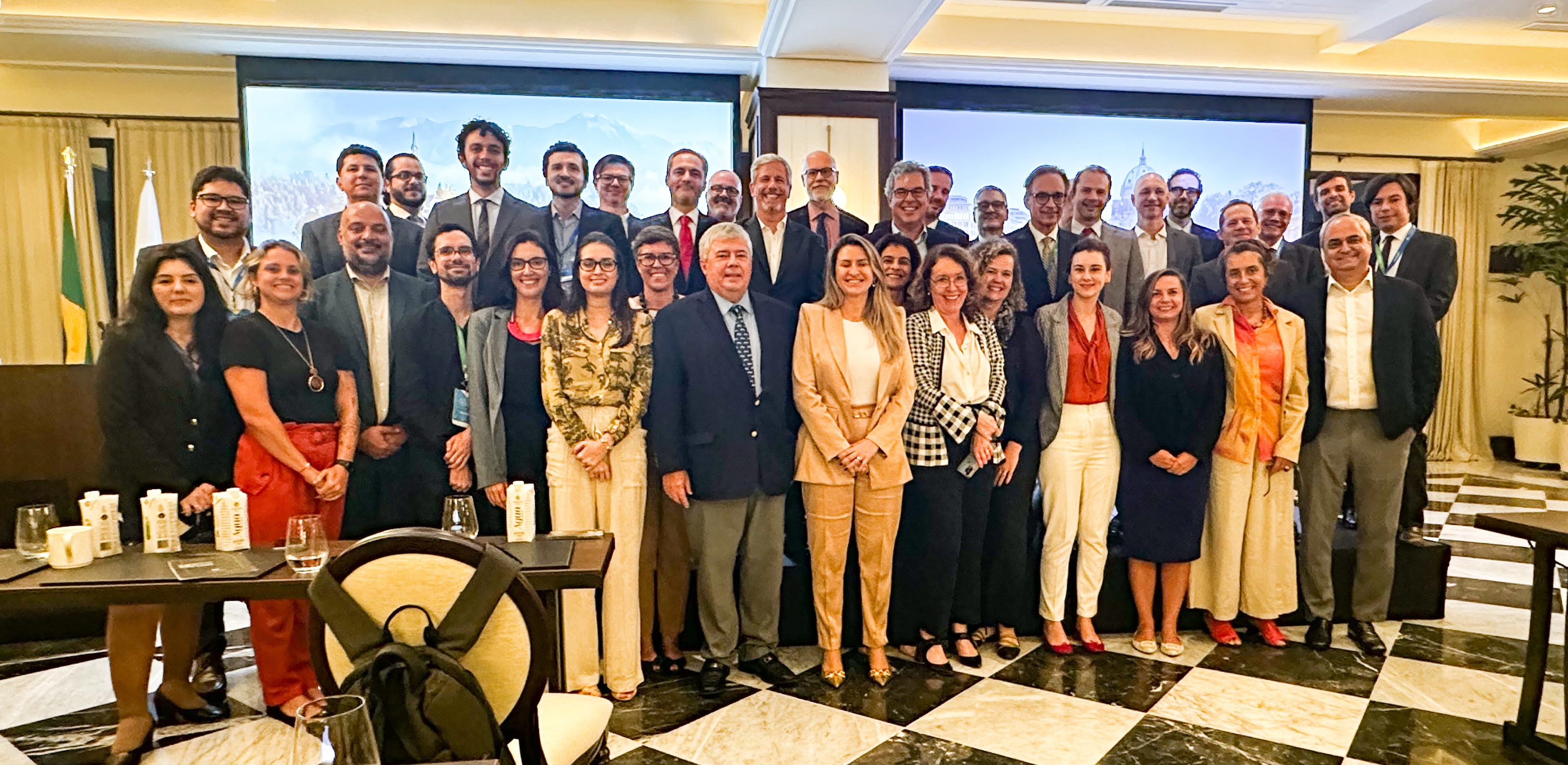 Encontro promovido pela ApexBrasil em parceria com o Itamaraty no Panamá apresenta  oportunidades e desafios para o comércio exterior brasileiro na América Central, Caribe e México